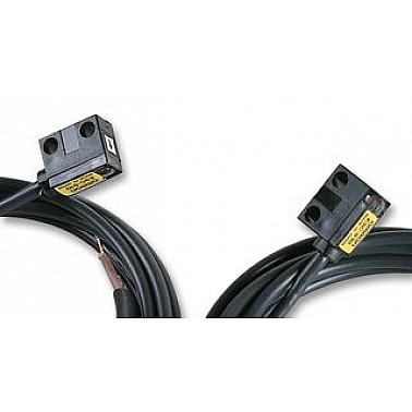 E3X-CN22 Fiber Optic Sensor