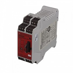 G9SX-BC202-RT DC24 Safety Relays 2 Channel Emergency Stop Switch SW Inp